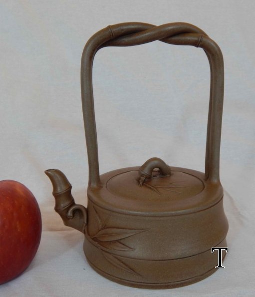 withApple